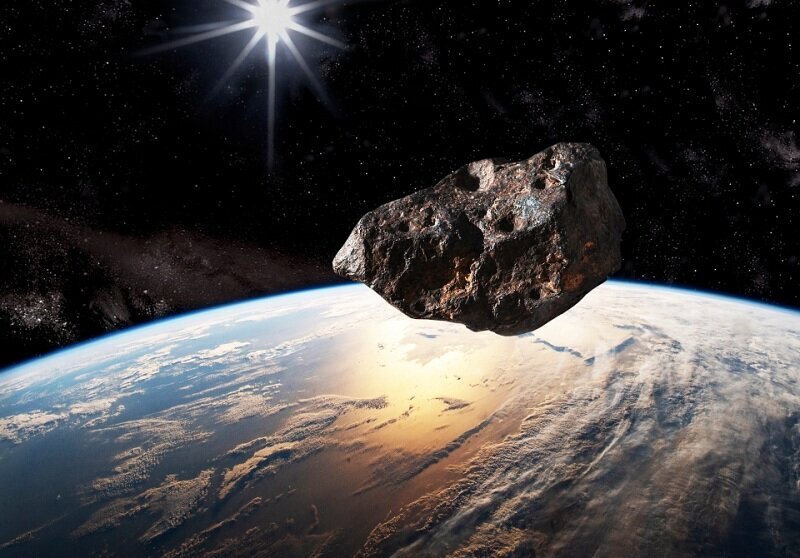 عبور خطرناک سه سیارک عظیم‌الجثه از کنار زمین