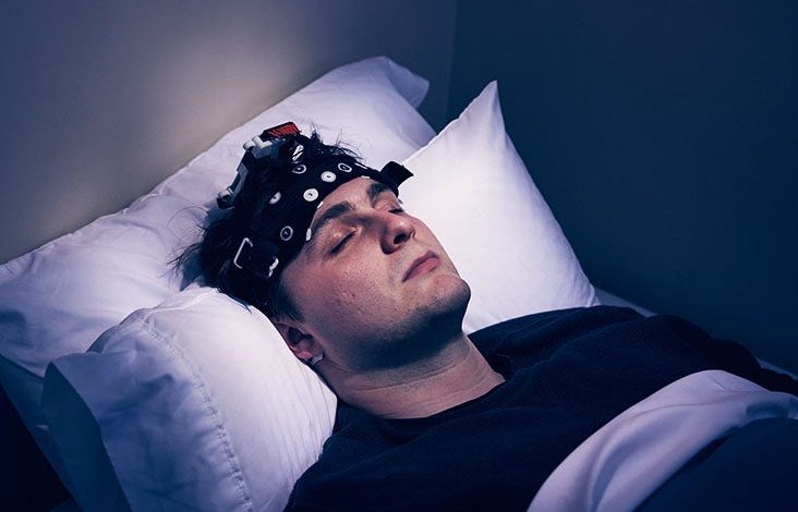 مطالعه جدید: تحریک مغز در زمان خواب می‌تواند به تقویت حافظه کمک کند